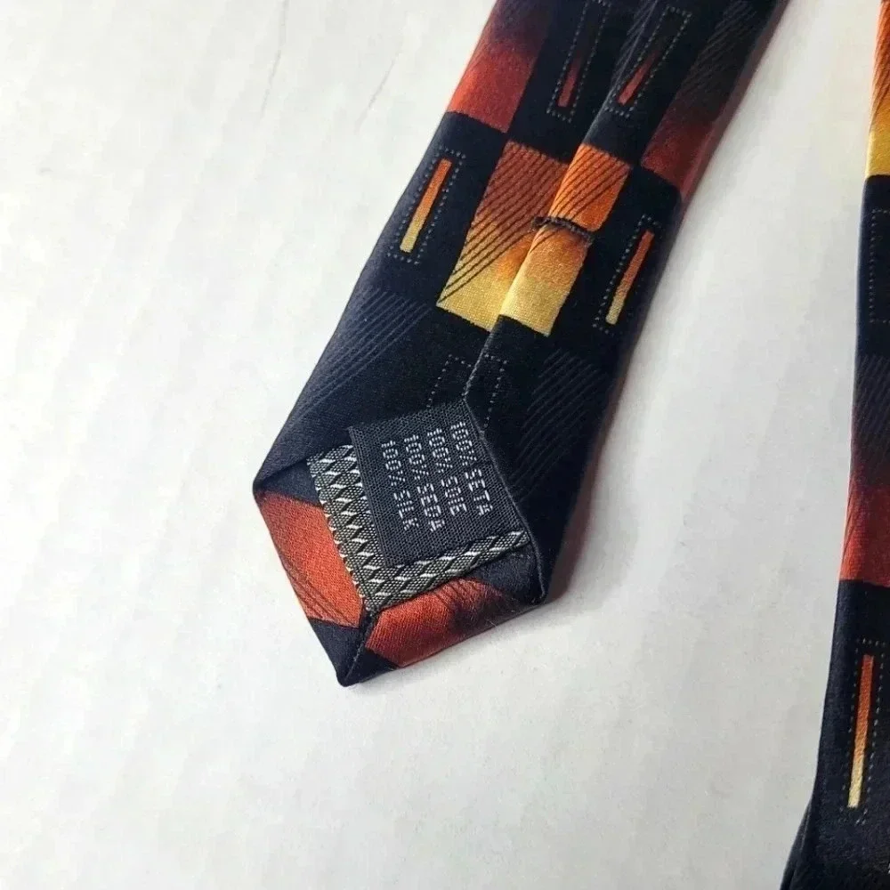 KILBURNE AND FINCH Men's Necktie